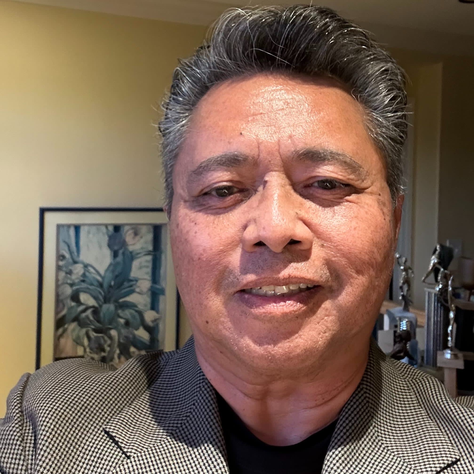 best-books-and-music-in-chula-vista-steven-a-yagyagan-books-and