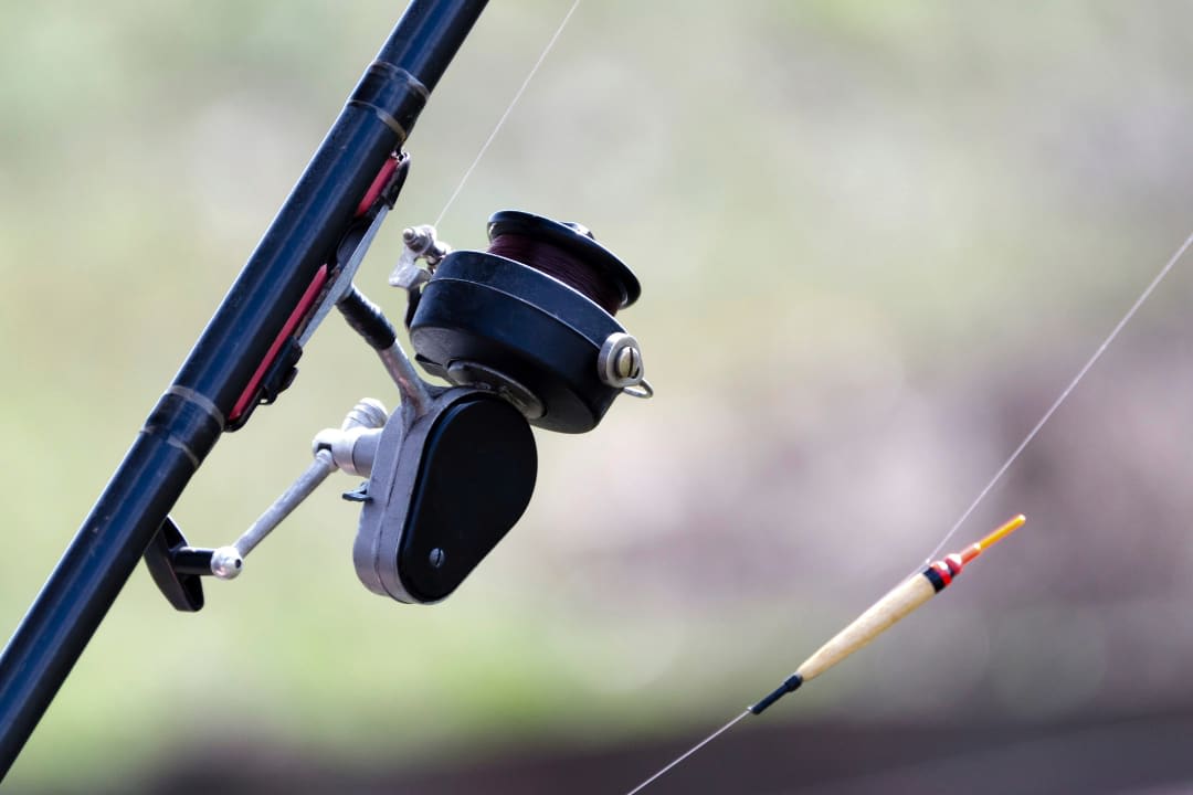 best straight line ice fishing reel Free Fall This line is specially Donate — The Bargain beginner fishing kit Mounting Options:90° Pro Lund Mount