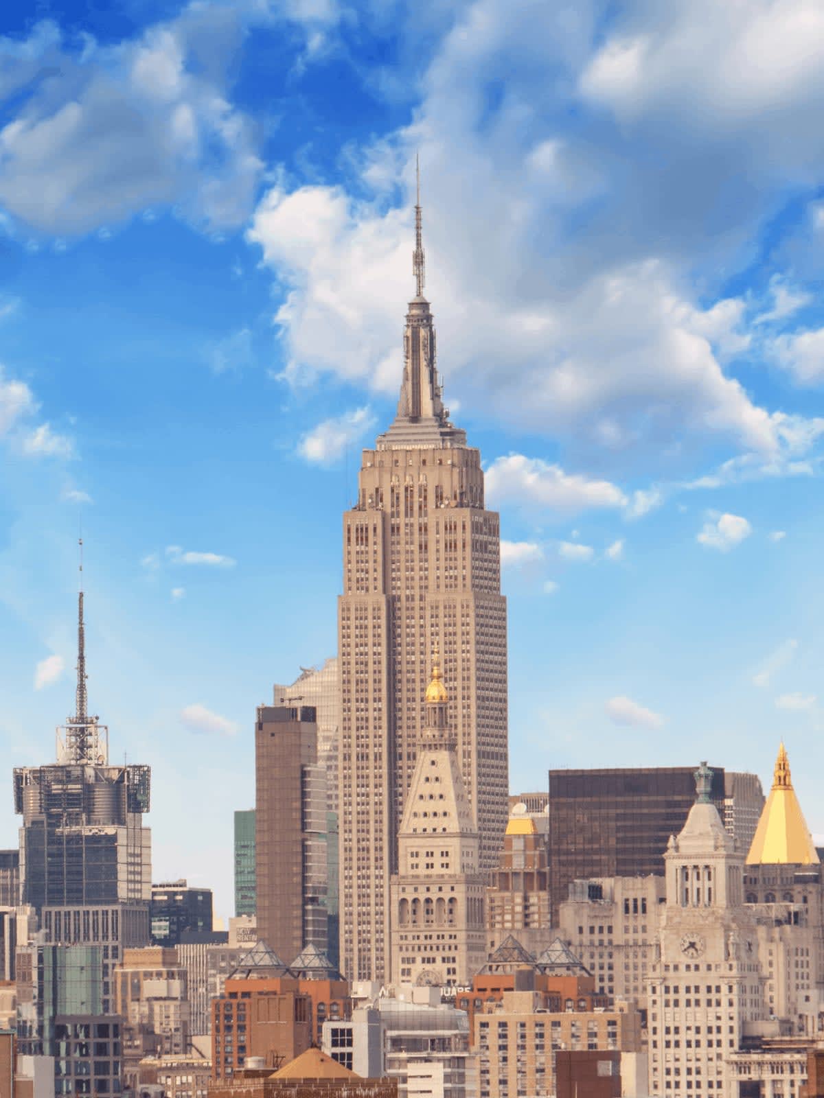 Empire State Building - BOOK YOUR TOUR TODAY - Hop on Hop off