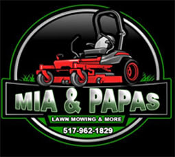 Mia & Papa's