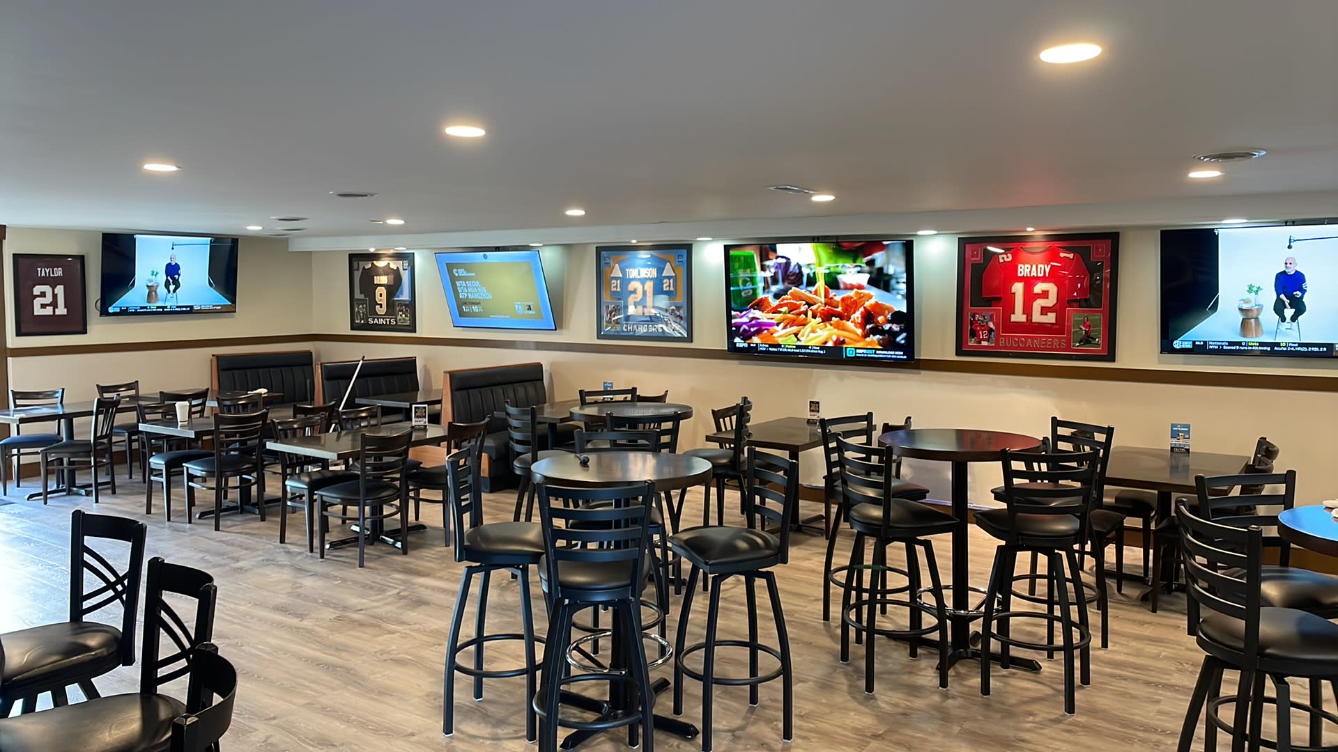 RnR Sports Bar