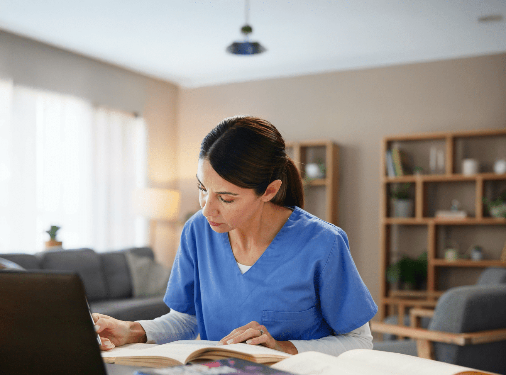 Are You an Aspiring Nurse? See How Online Tutoring Can Help