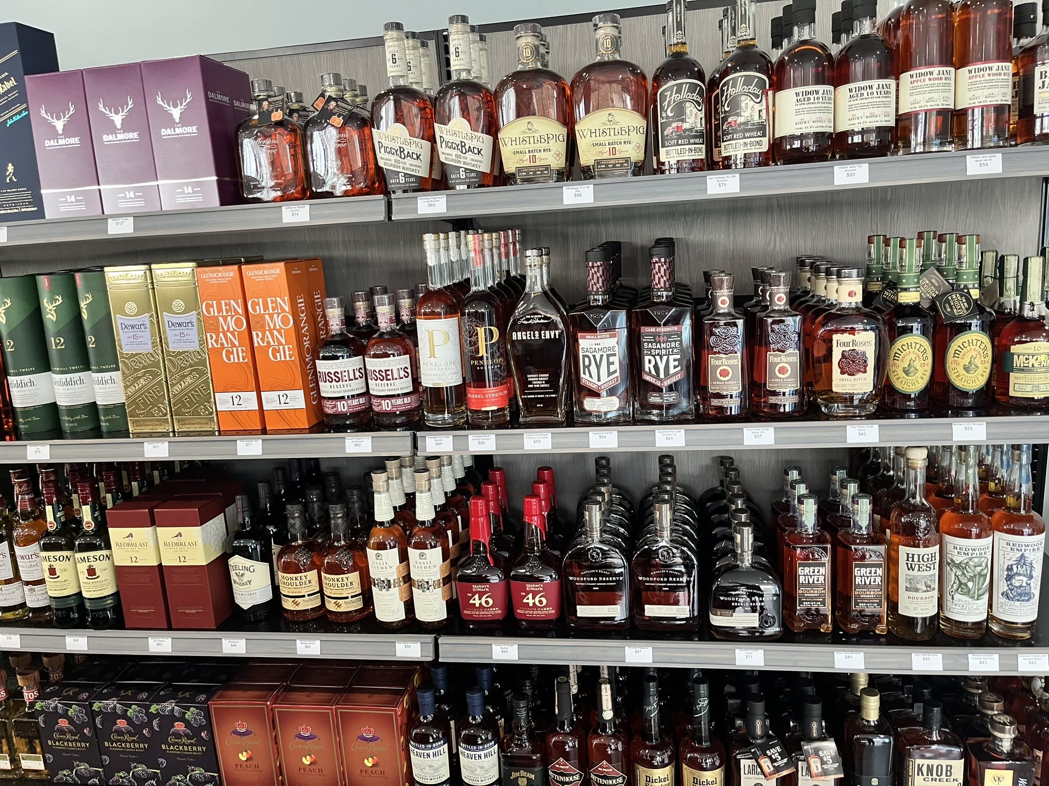 Spirit Halloween Annapolis Md: Huge Store Reveal! - hmgj9xg
