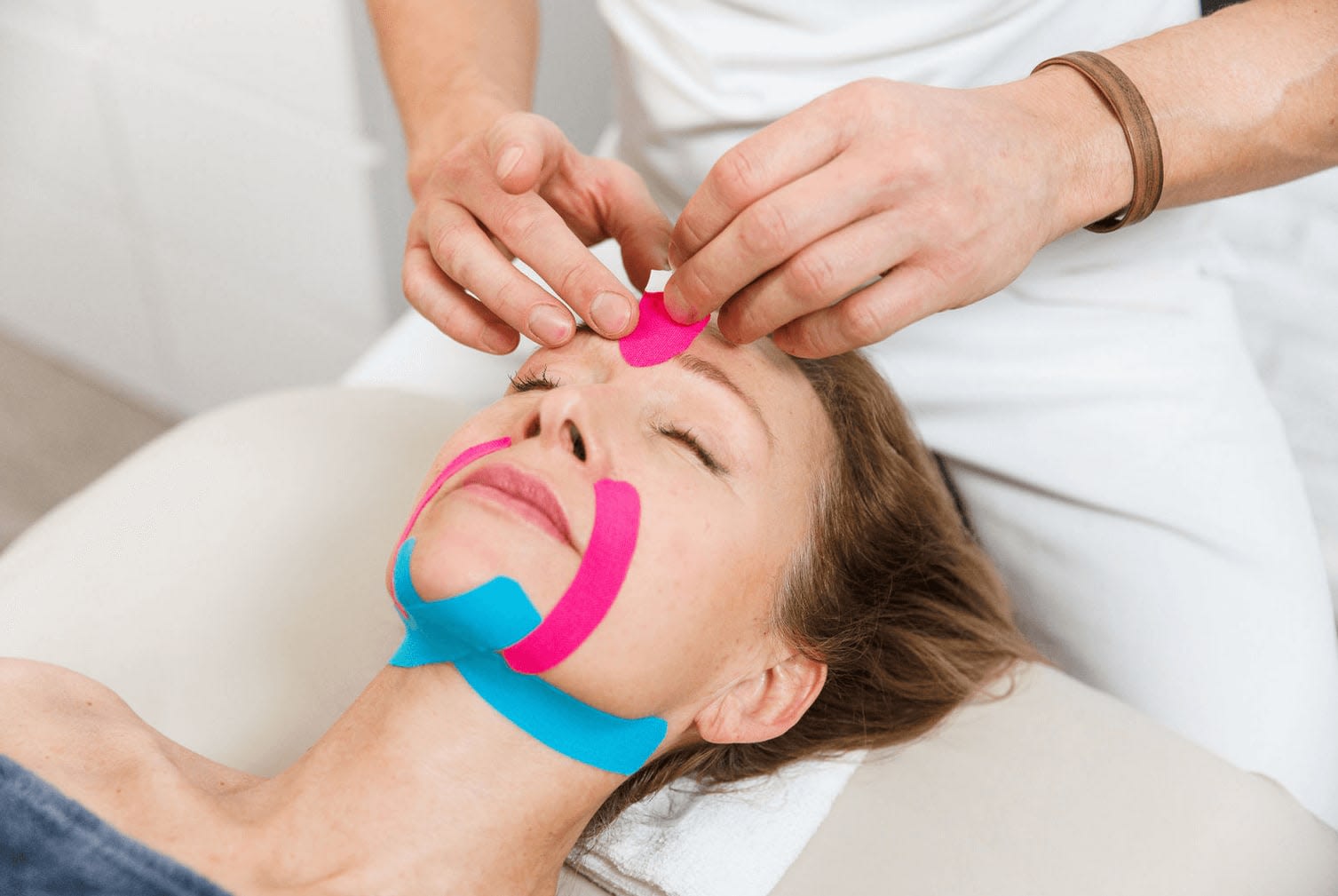 Kobido Face Massage Beauty Qi Wellness Clinic Holistic Wellness  Center Lemont, IL