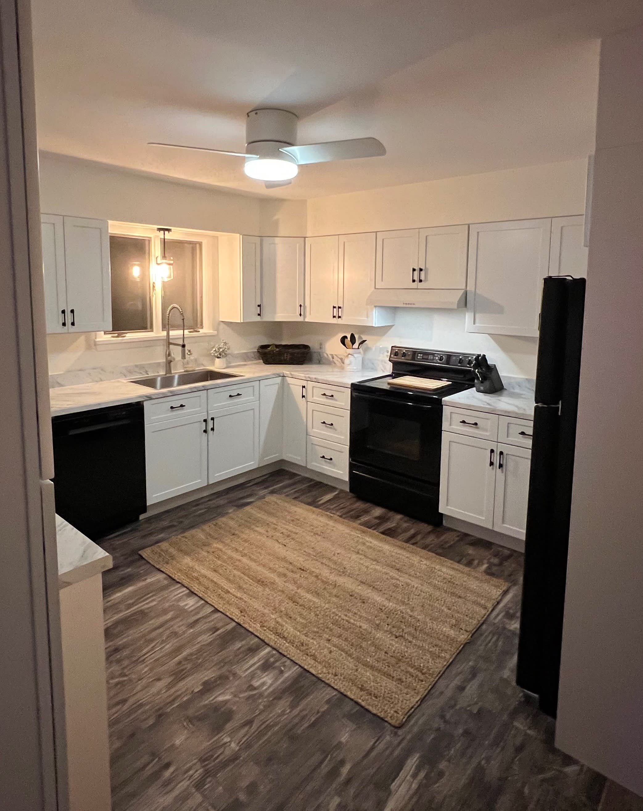 Floors And More By Erick LLC