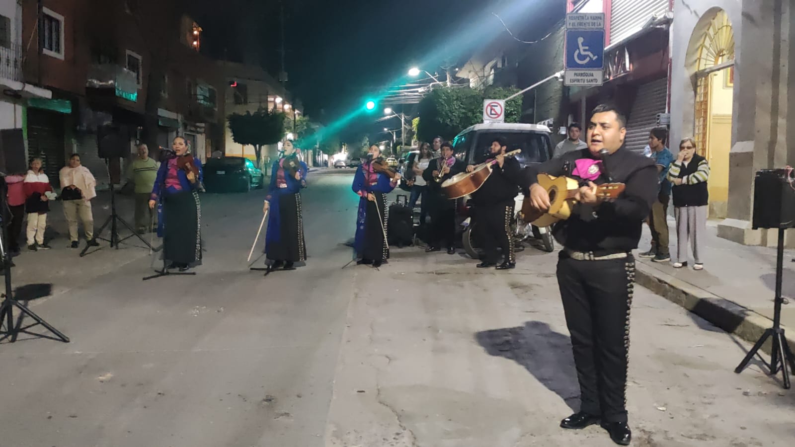 Mariachi Caminos De Guanajuato® mariachi-leon- mus