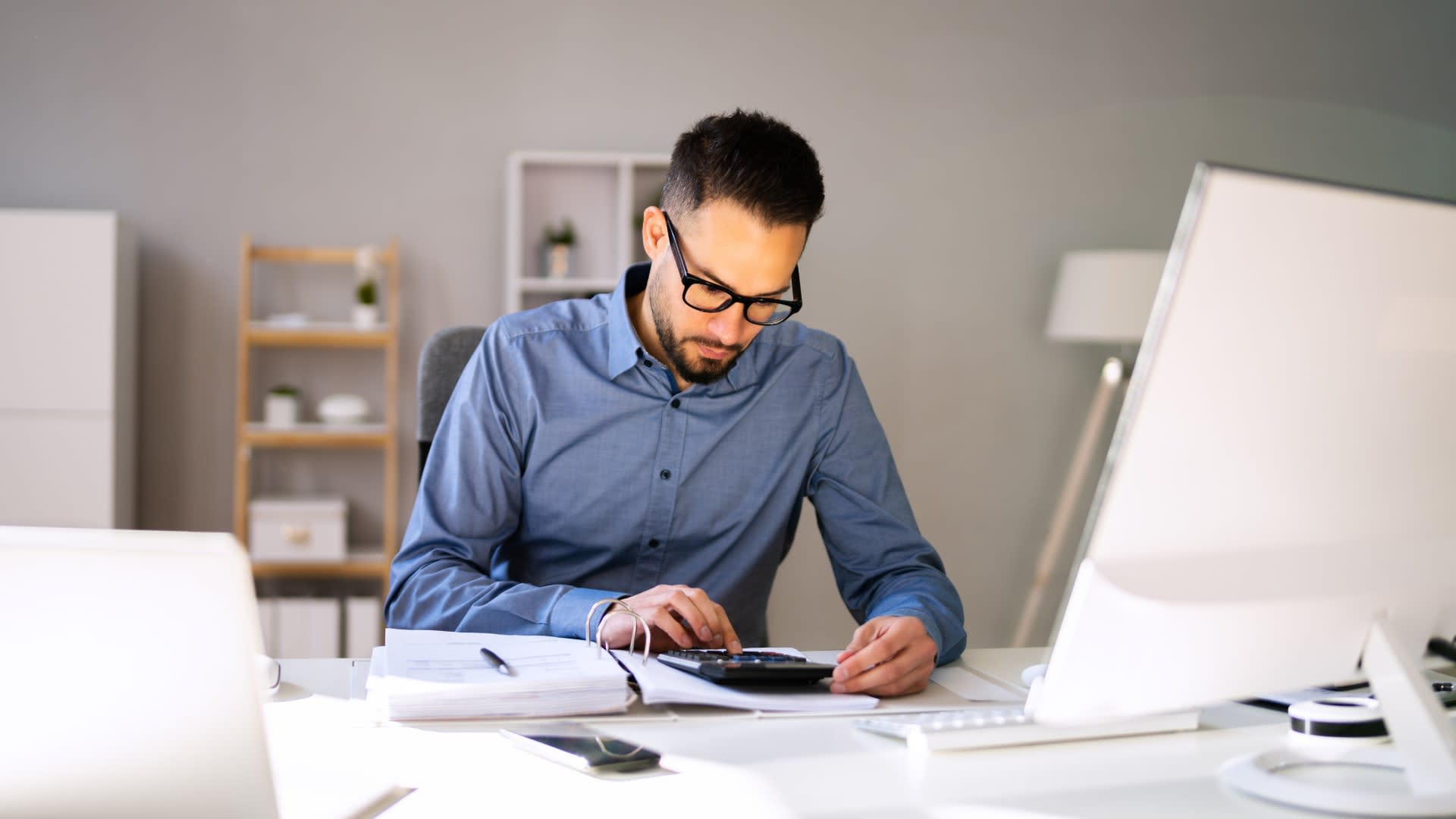 How to Handle Payroll Taxes and Avoid Costly Mistakes