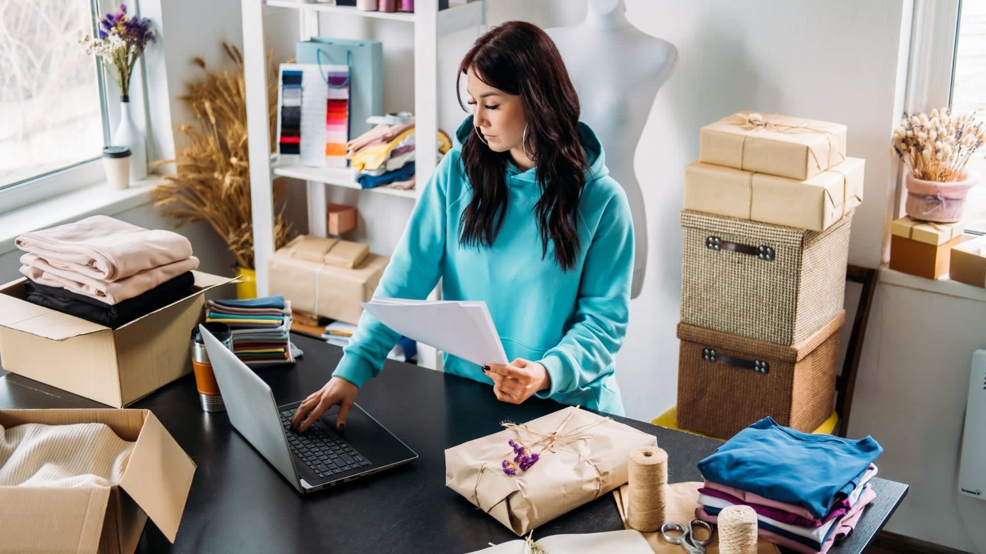 How to Save Money on Bookkeeping With Clean-Up Services?