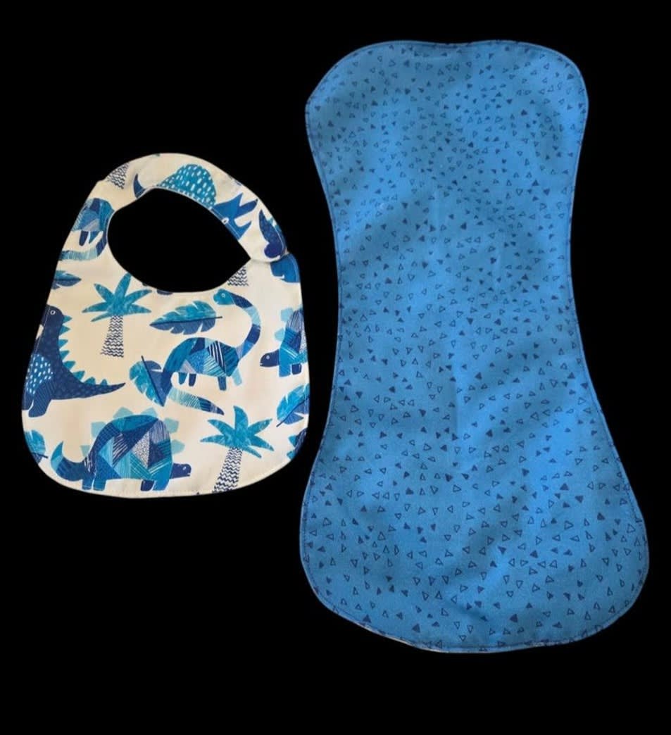 Natural Cotton Bib & Burp Cloth Sets: Newborn Must-Have?