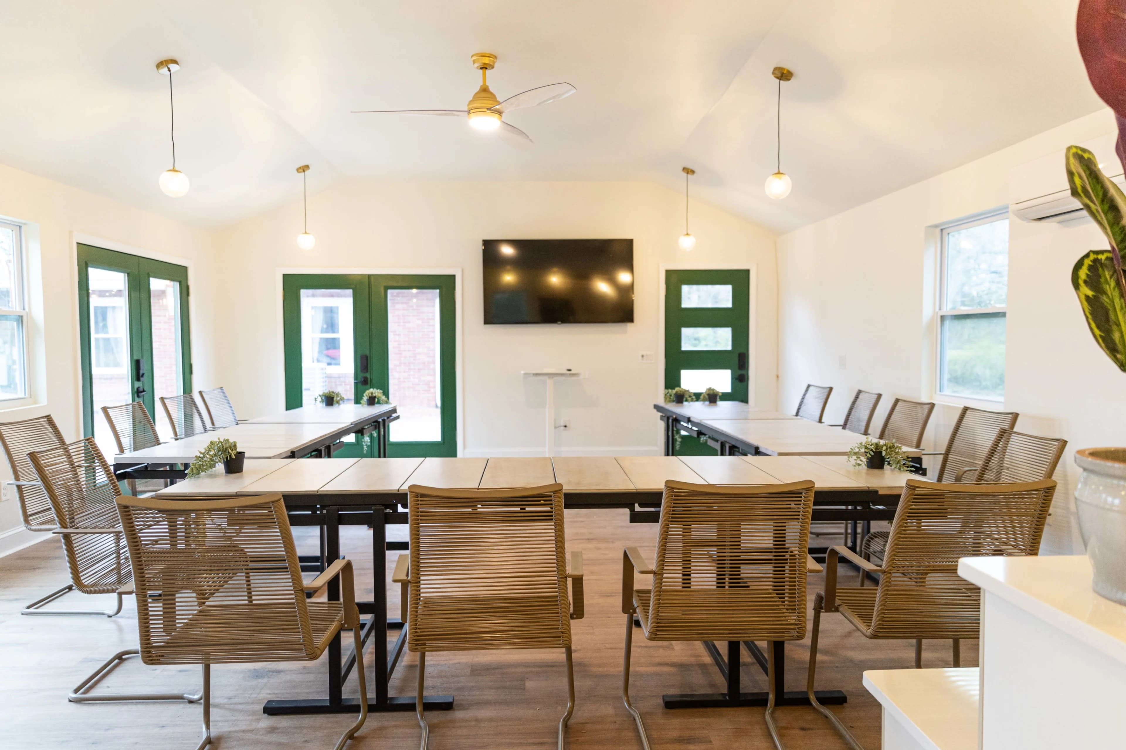Lockstar Locale Charlotte