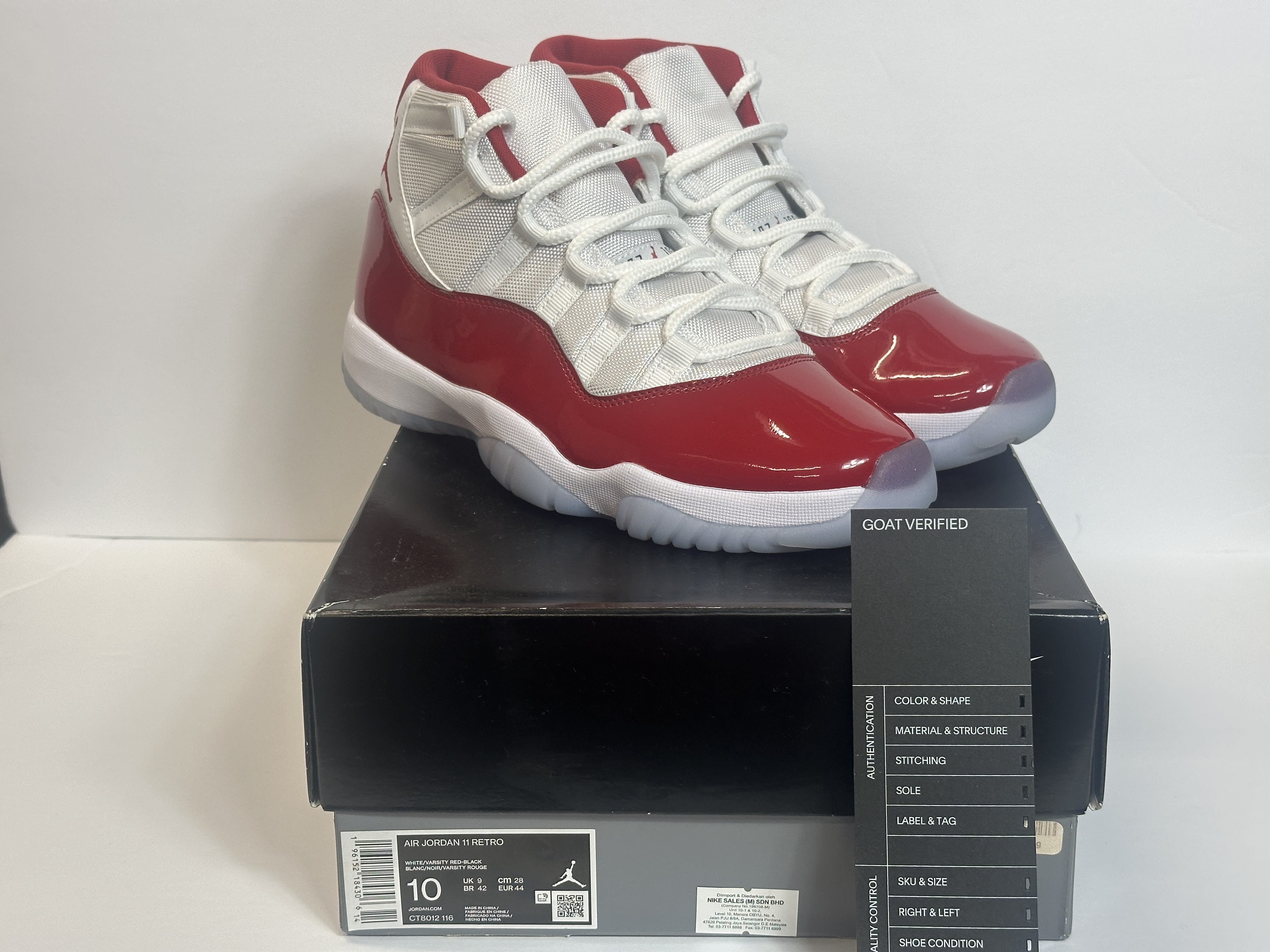 Air Jordan 11 Retro Low Men\'s Shoes Color White/Varsity Red Size 10 Authenticate Air Jordan 11 Retro Low  main image 4