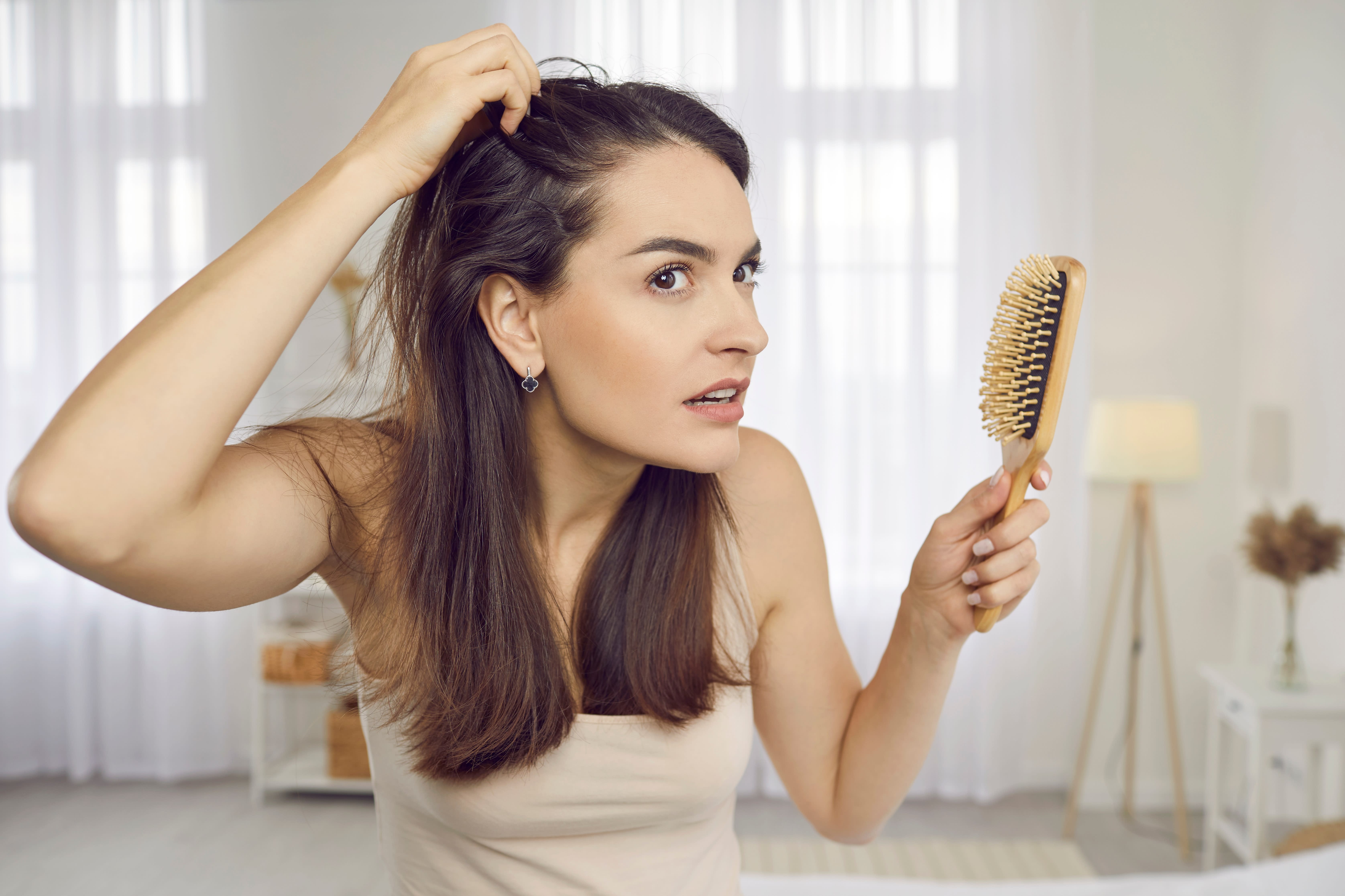 The Biggest Mistakes People Make With Hair Loss Meds (and How to Keep It Simple)