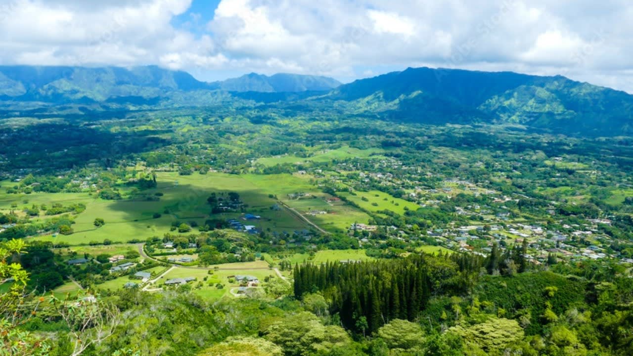 Hawaii mountain landscape