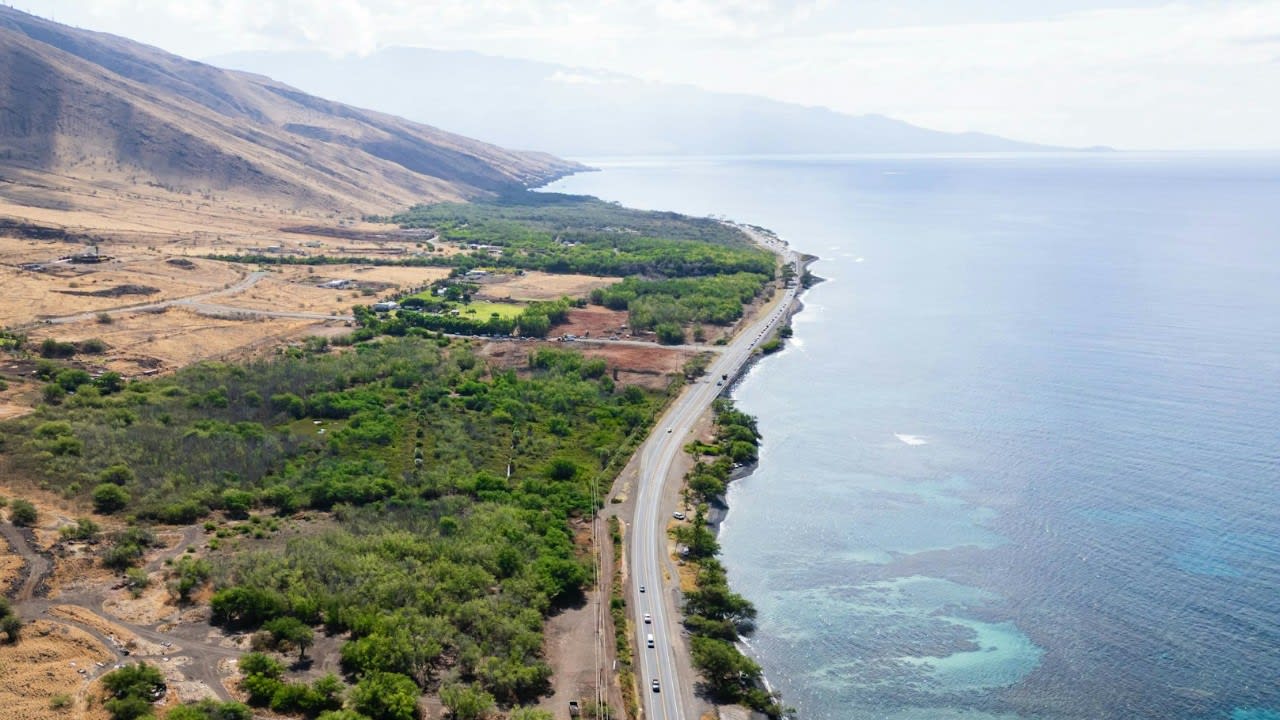 The Pali, Maui's West Side Highway bordering the ocean.