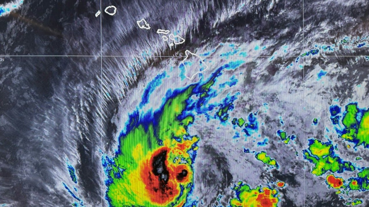 Hurricane Nolo disrupted travel to the Hawaiian Islands in September 2026